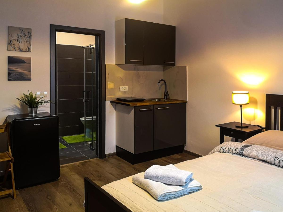 Amzei Studios & Suites Букурещ Екстериор снимка